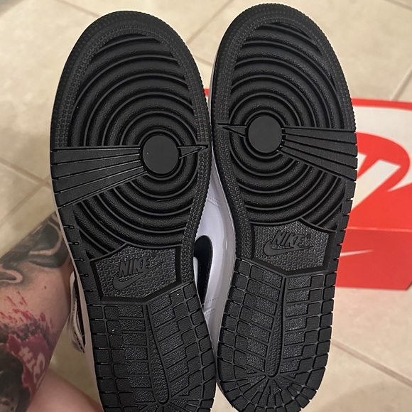 Jordan Reverse Panda - Picture 3 of 5